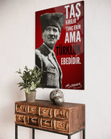Atatürk "Türklük Ebedidir" Sözlü Kırmızı Fon Cam Tablo – Duvar Dekoru