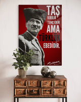 Atatürk "Türklük Ebedidir" Sözlü Kırmızı Fon Cam Tablo – Duvar Dekoru
