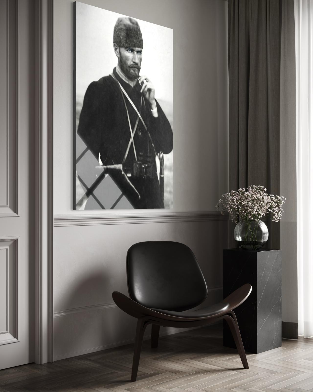 Atatürk Cam Tablo 192